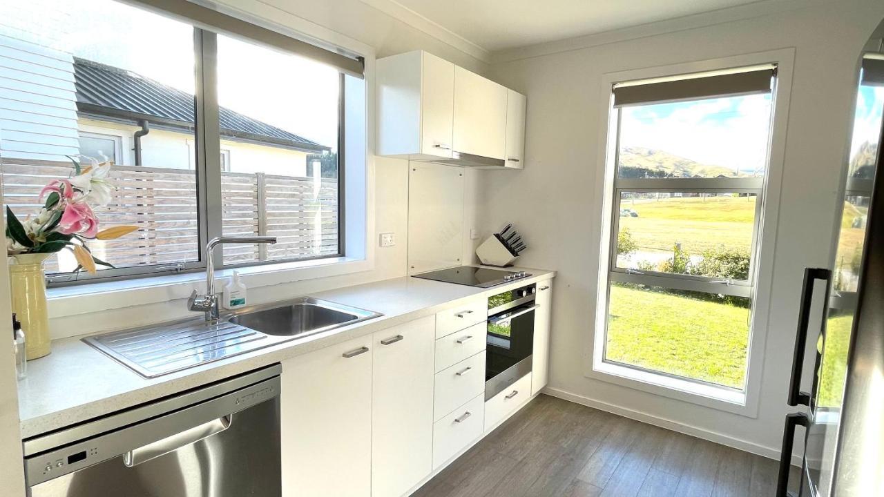 Villa Modern Living à Queenstown Extérieur photo